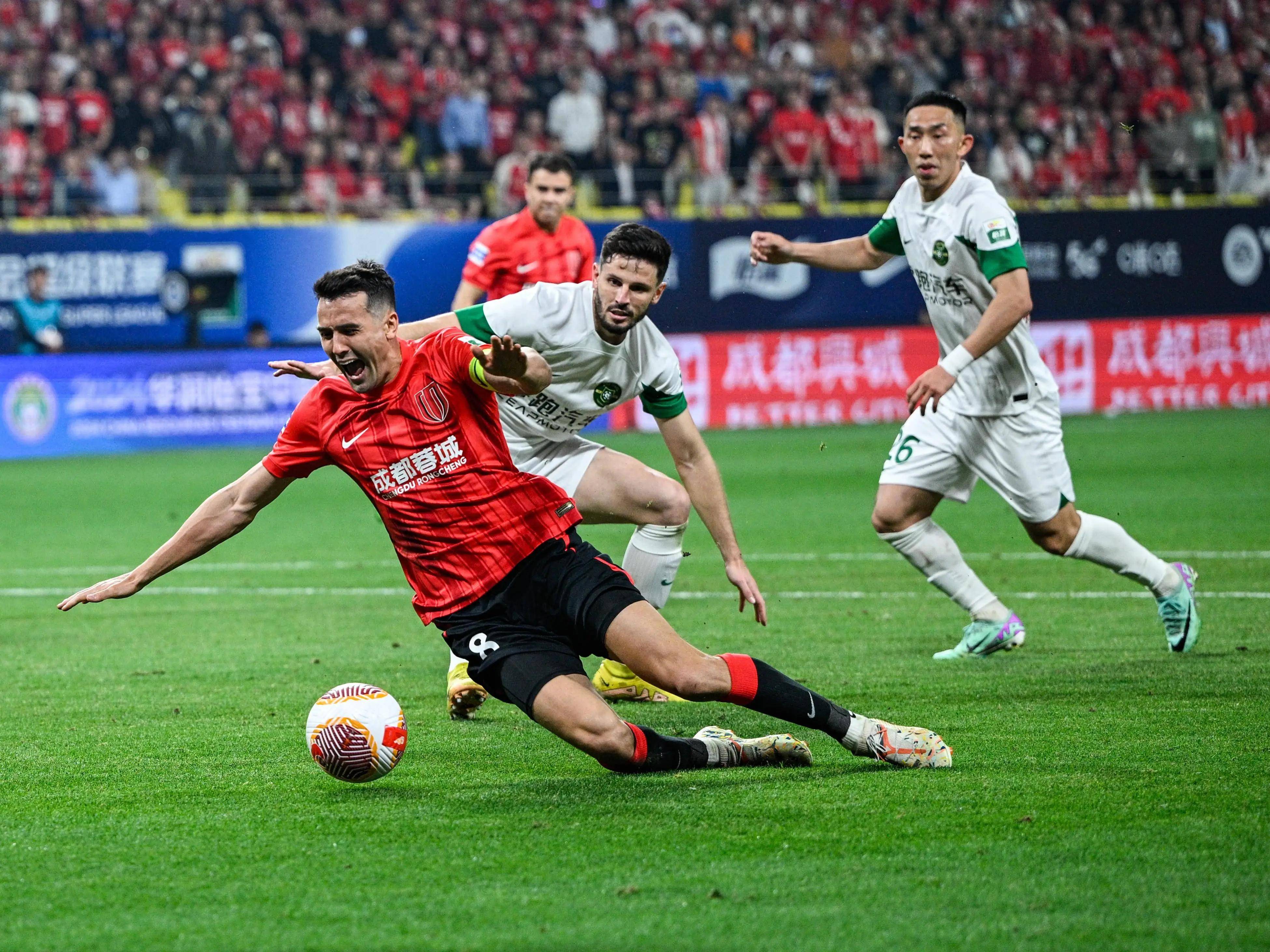 包含重磅！成都蓉城今晚刷新队史纪录今晨成都蓉城备战国王杯，萨克拉门托国王围绕意大利杯战术微调的词条