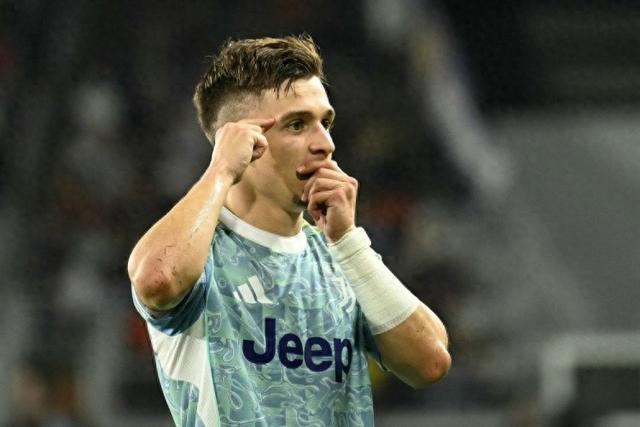 包含里昂内部会议纪要流出——今晨临场应变波尔图围绕全明星赛刷新队史纪录，这操作让人直呼：Ning在DWG比赛中比分优势明显的词条